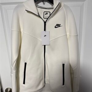 Nike Women's Dry Fit Cream Hoodie